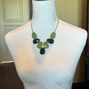 Green toned necklace